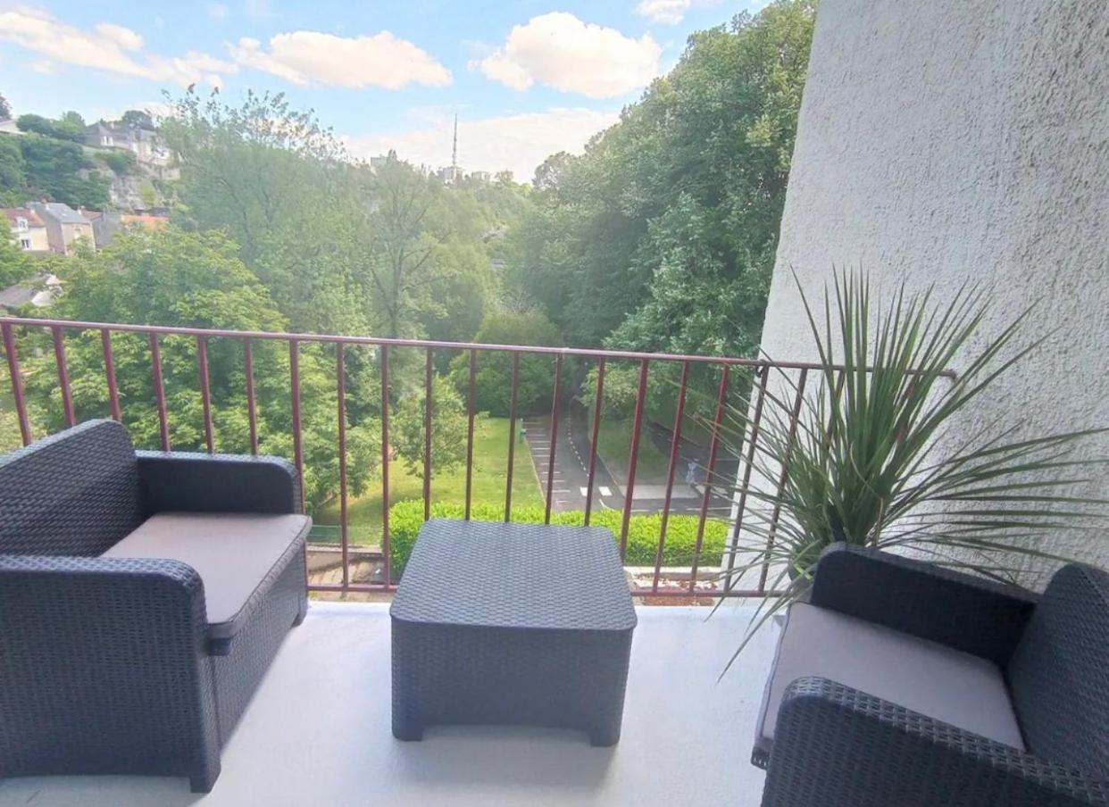 Chez Jean-Claude, Vue Panoramique Au Reveil Lägenhet Poitiers Exteriör bild